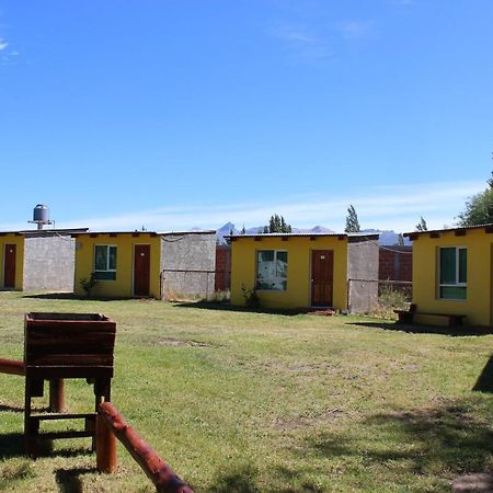 Отель Los Amigos Лос-Антигуос Экстерьер фото
